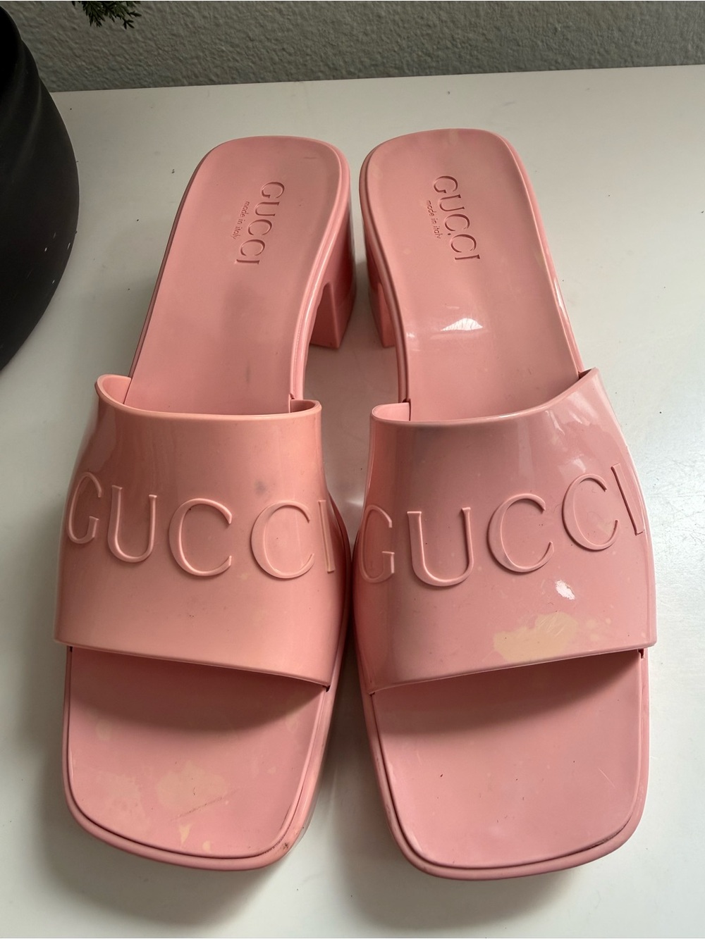 Gucci Rubber size 7 Pink Platform Slide Sandals with Embossed Logo Strap - Picture 1 of 15